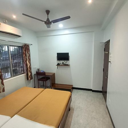 קולהאפור Hotel Parth Residency מראה חיצוני תמונה