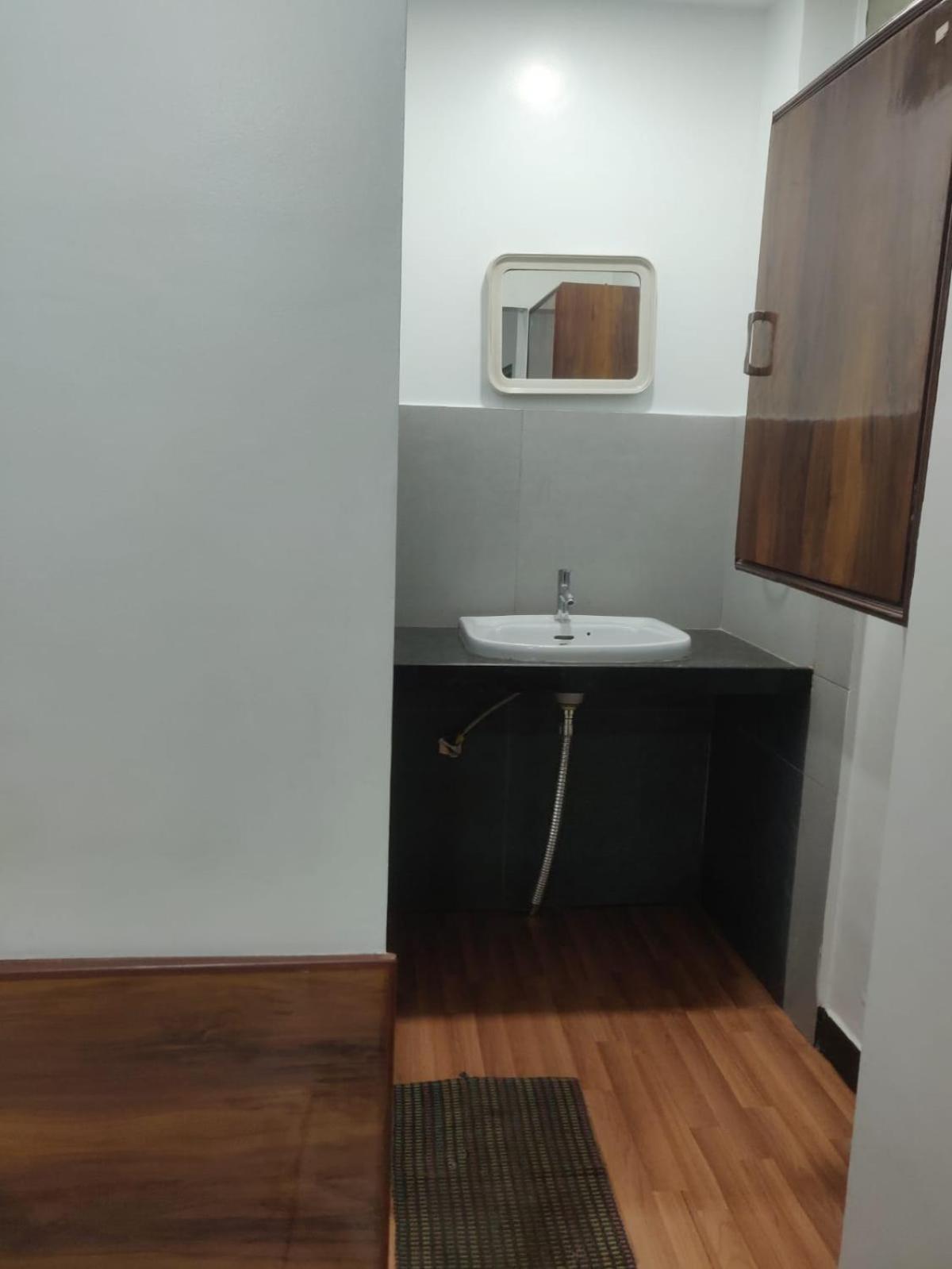קולהאפור Hotel Parth Residency מראה חיצוני תמונה