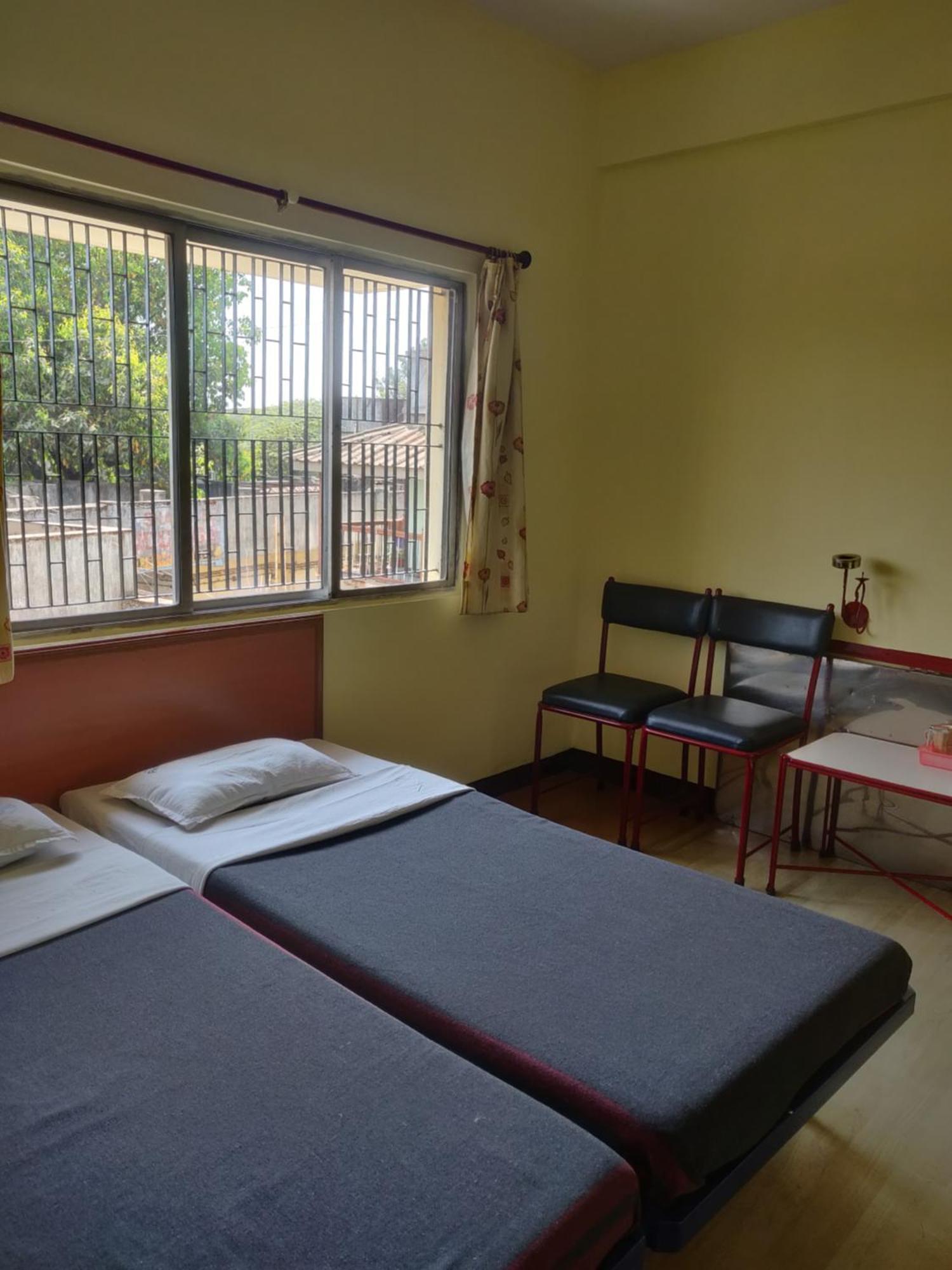 קולהאפור Hotel Parth Residency מראה חיצוני תמונה